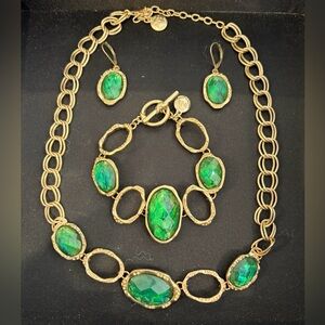Jones New York Green and Gold Necklace, bracelet and earring Set